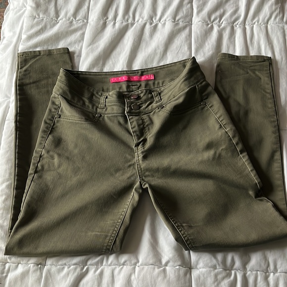 Olive jeans - Picture 2 of 4